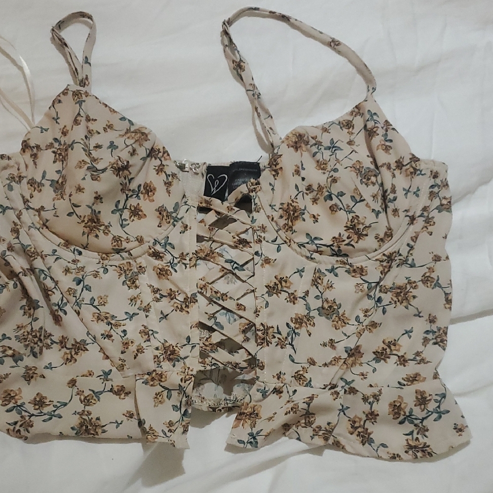Windsor Cream Floral Lace-Up Camisole